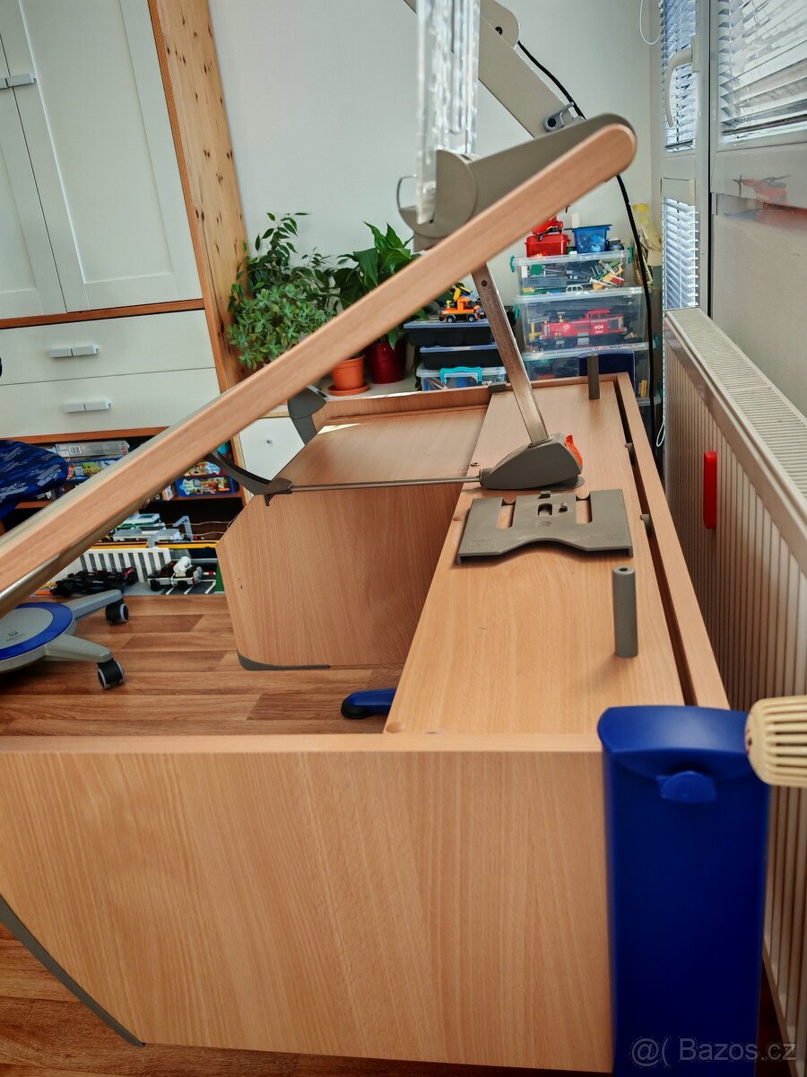 Rostoucí stůl Moll Champion dětský studentský - 12