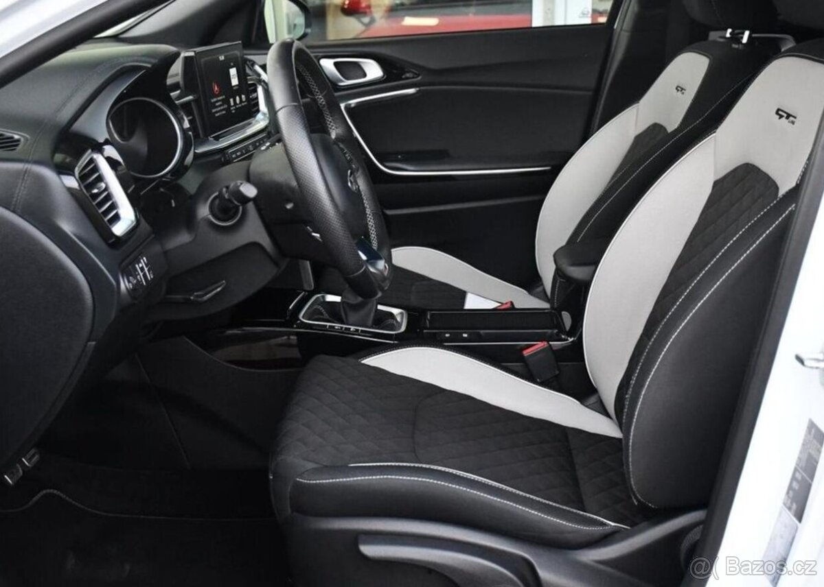 Kia ProCeed 1.4 T-GDi 1M ČR - 12