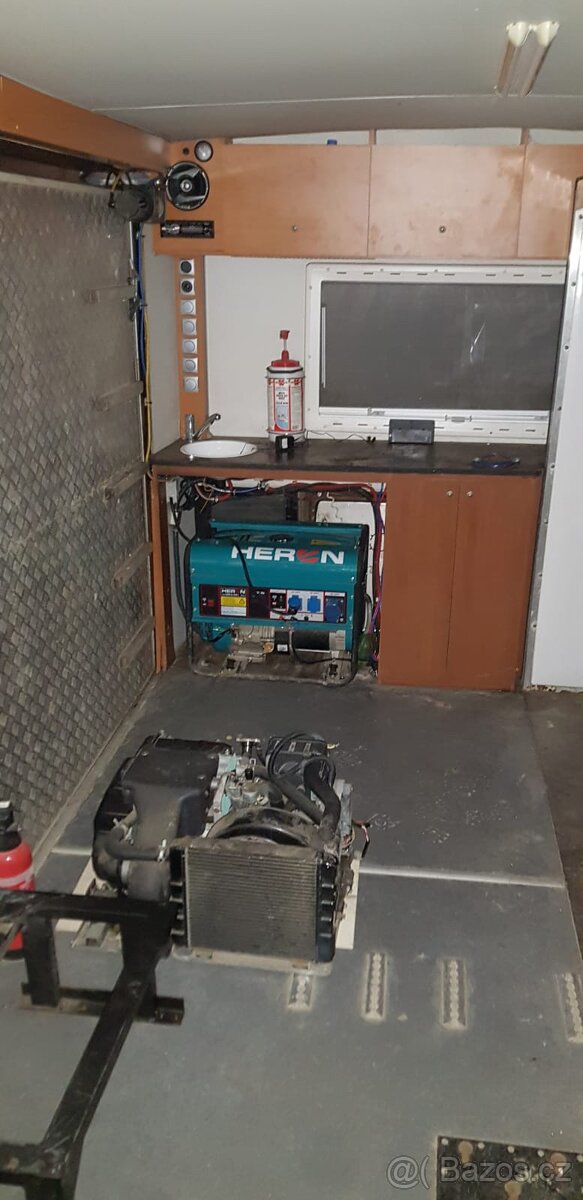 Karavan americky 13metru, evropska prestavba - 12