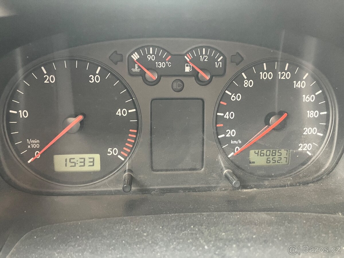Transporter T4 s posteli 2.5tdi 75kw - 12