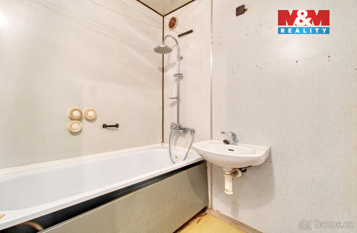 Prodej bytu 3+1, 55 m², Most, ul. Komořanská - 12