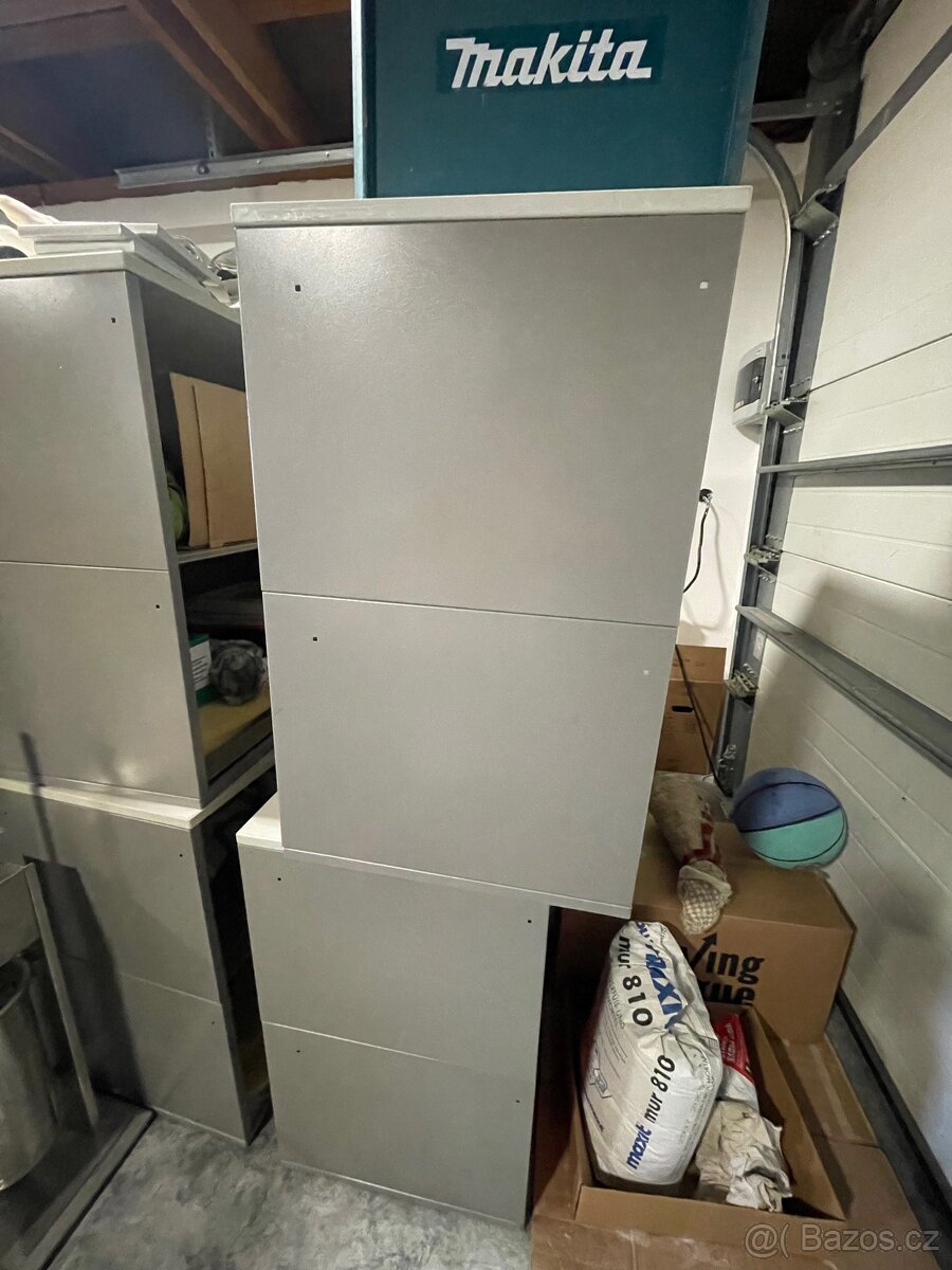 Kvalitní pevné regály skřínky Techo - 12