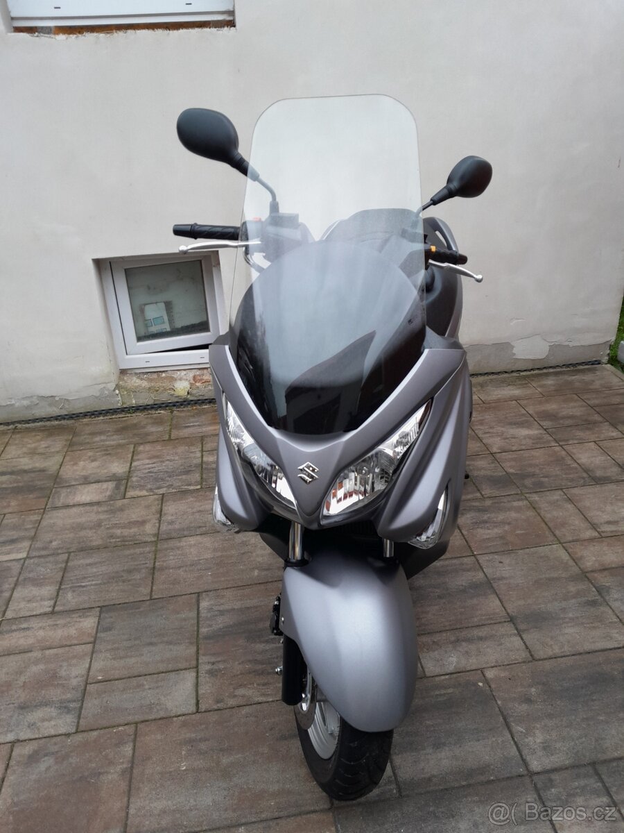 Suzuki AN 200i Burgman, 2016, výborný stav - 12