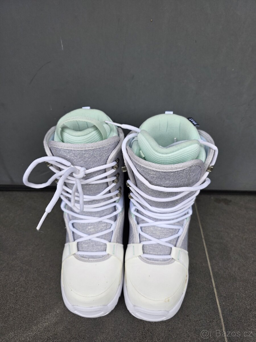 Snowboard WESTIGE, 130 cm + boty - 12