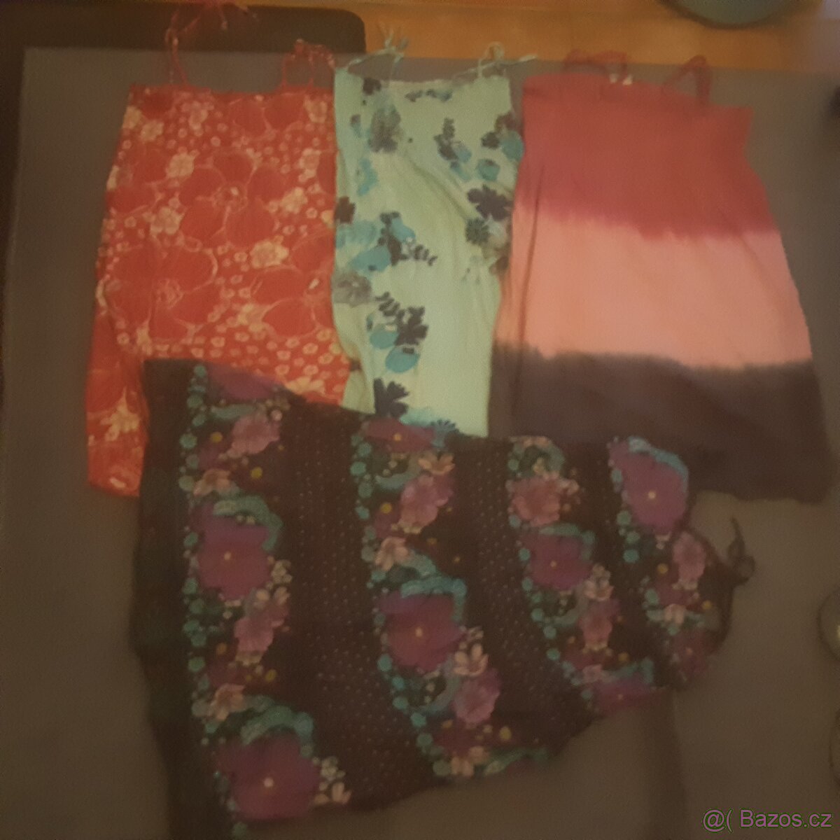 Punčocháče, trička, šatičky, spodní prádlo atd - 12