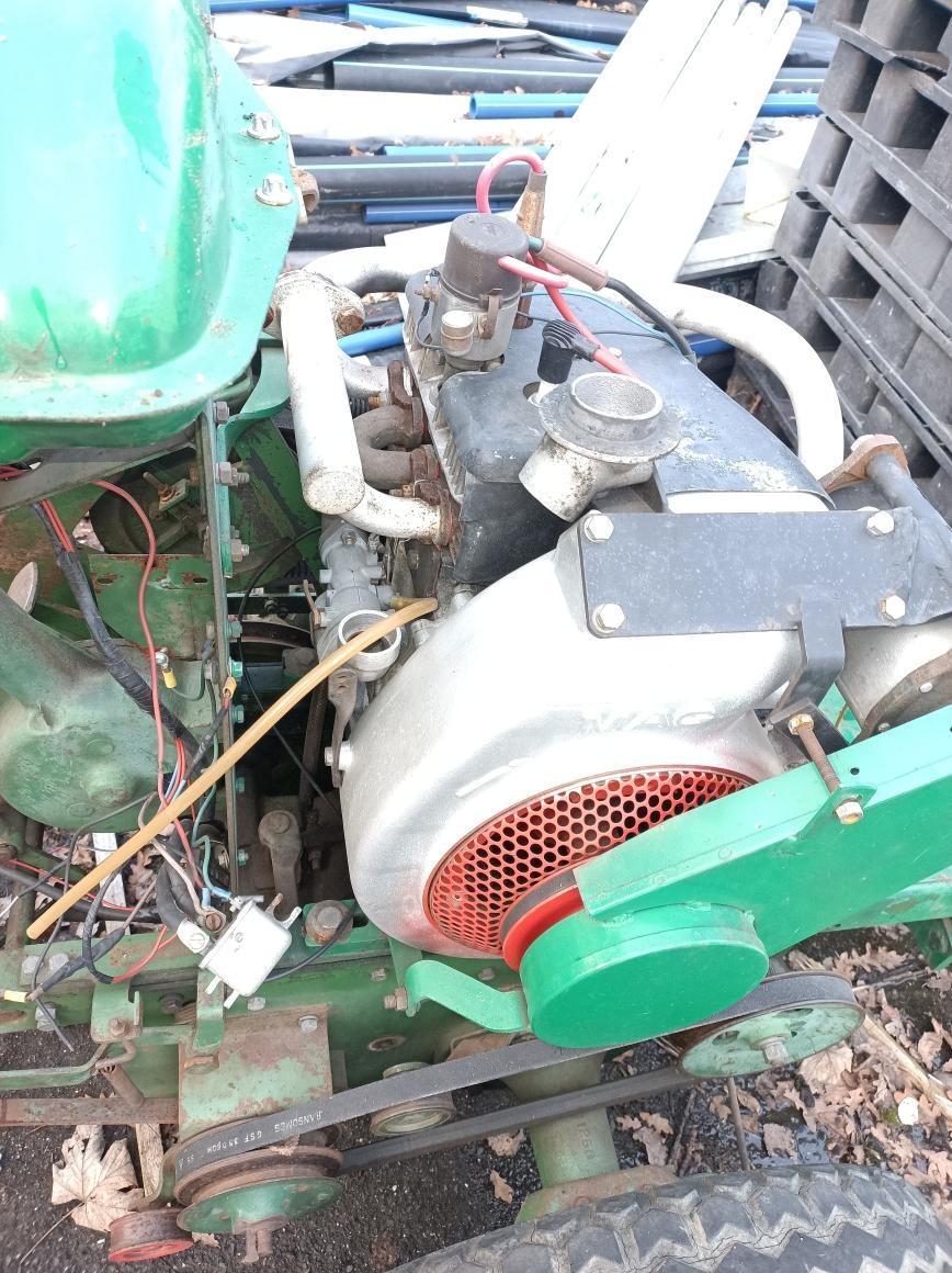 PRODÁM TENTO MALOTRAKTOR - 12