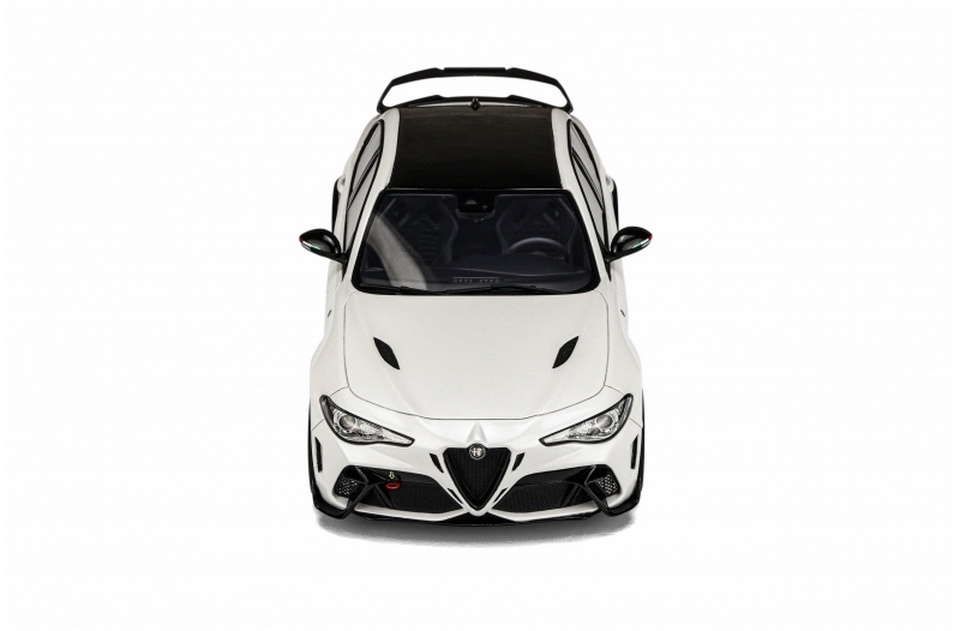 Alfa Romeo Giulia GTAm 2020 1:18 OttoMobile - 12