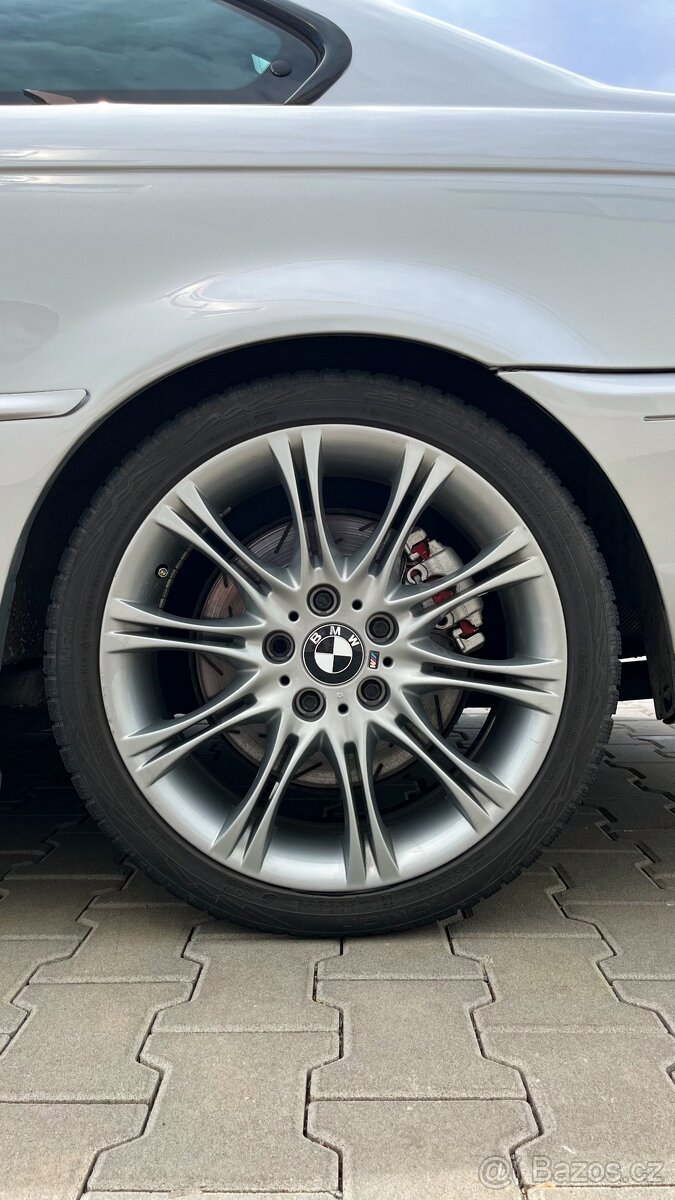 BMW E46 330ci | M-paket, 2002, manuál, bez koroze - 12