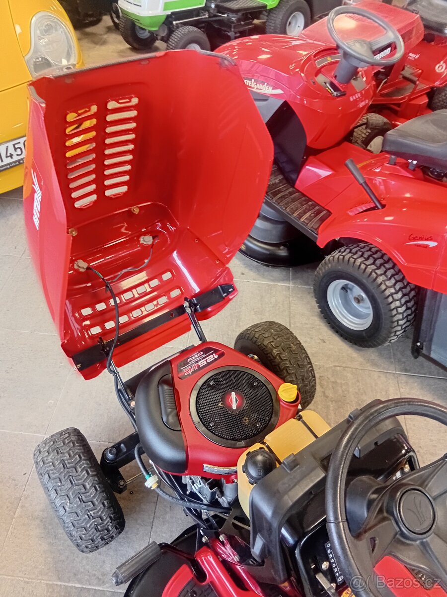Prodám zahradní traktor MTD 12.5Hp - 12