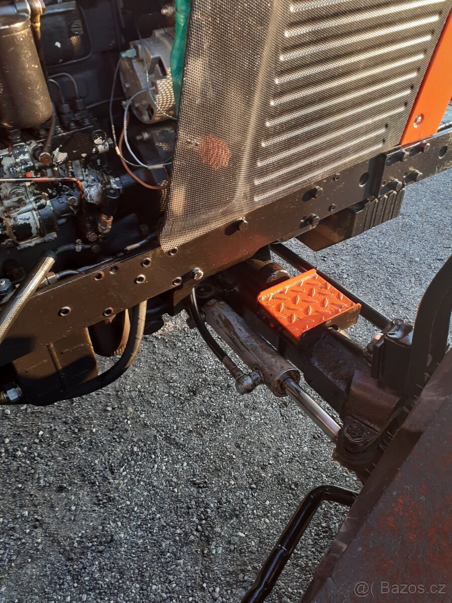 Prodám kolový traktor Zetor Crystal 8245 - 12