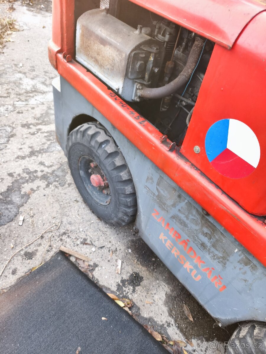 Vysokozdvižný vozík Desta diesel motor Zetor 25 - 12