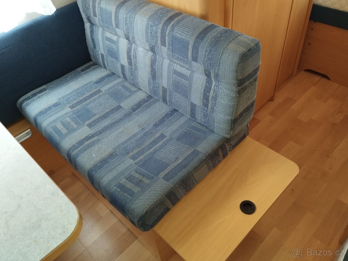 KNAUS SPORT 420QD č.734 pro 4. Stan. 1200 kg. R 2003 - 12