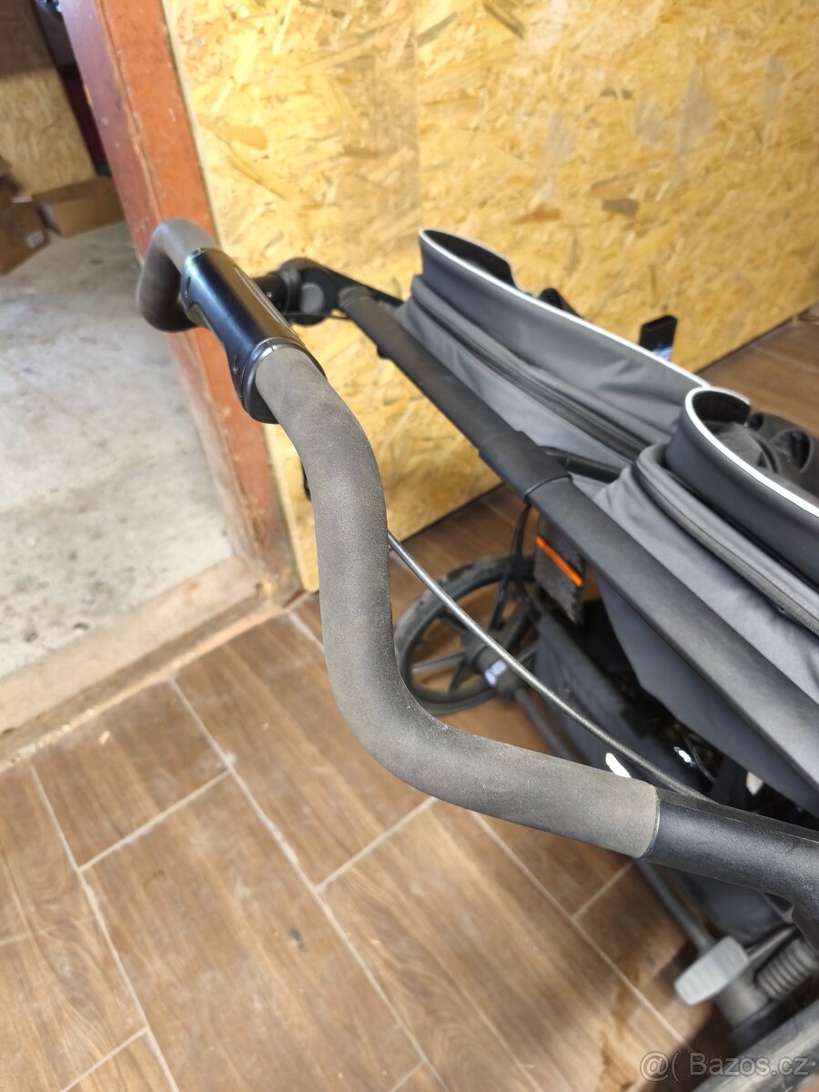 Thule Urban Glide 3 Double - 12