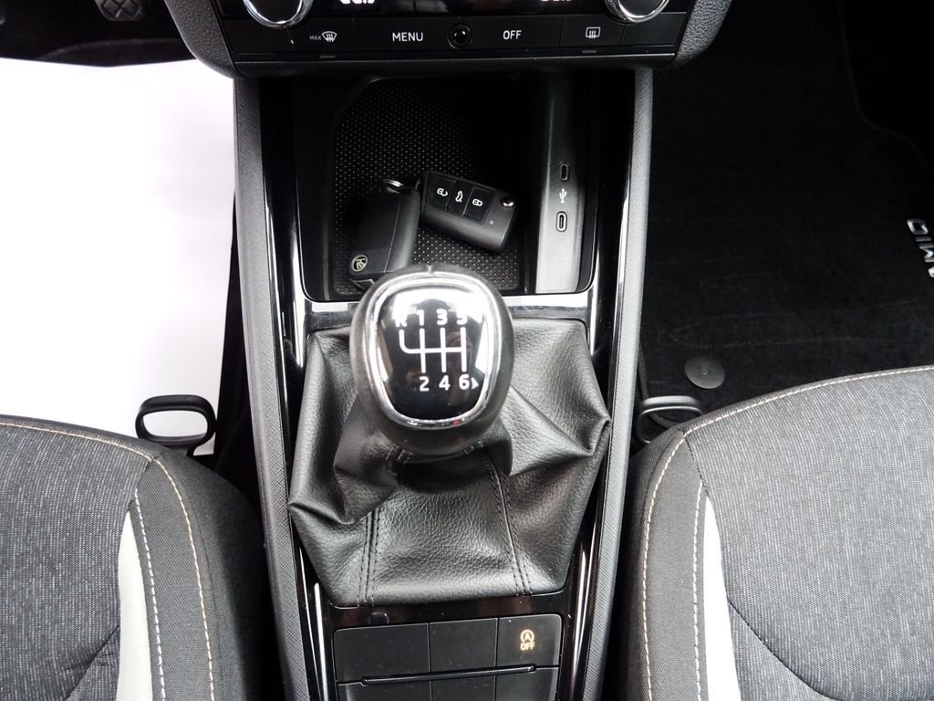 Škoda Kamiq 1.5TSI 110KW,Style Virtual Adaptiv,,Ser.historie - 12