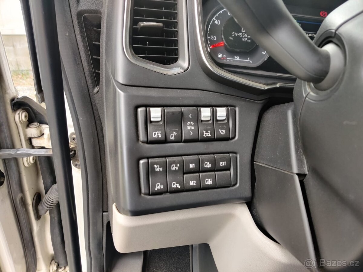 Tahač návěsů SCANIA S500 A6x2NB - 12