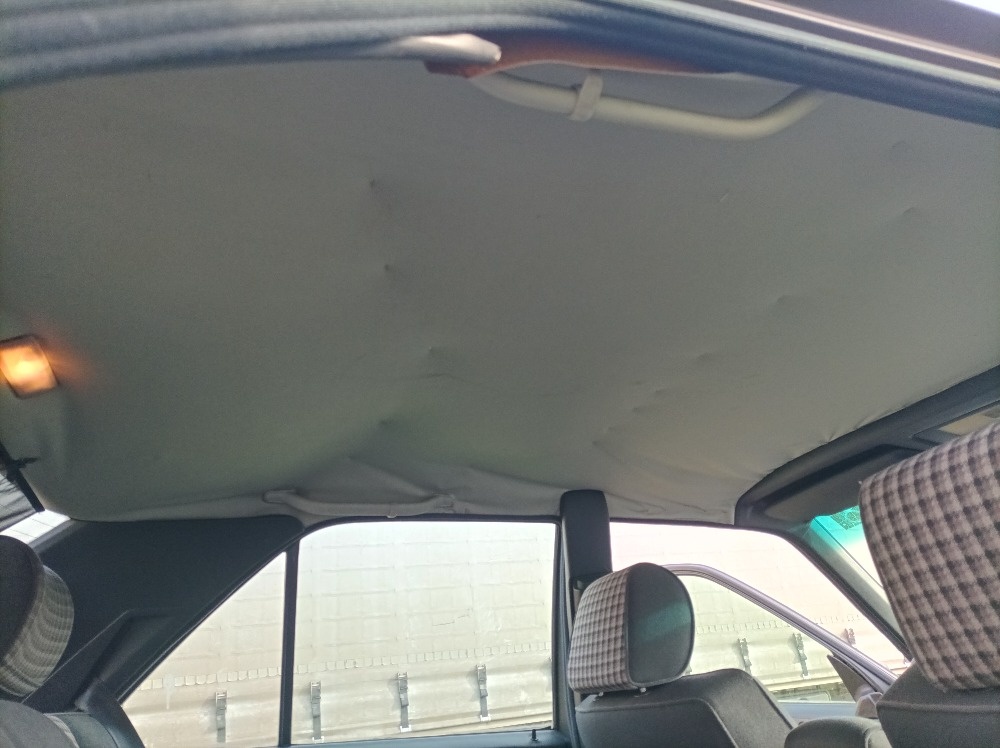 Mercedes E250D W124 1 majitel v CZ - 12