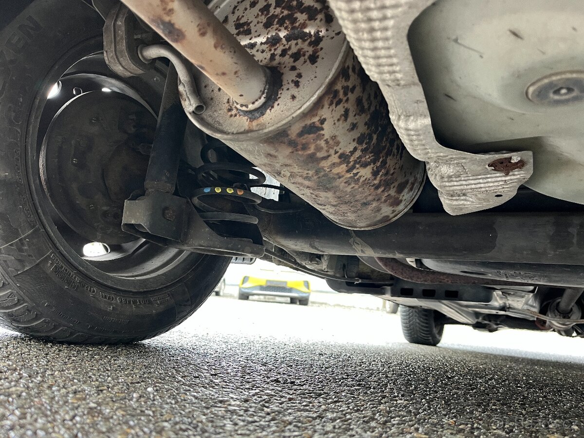 Škoda Fabia 1,2 - 12