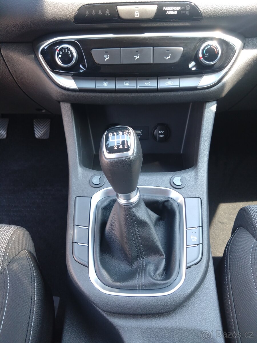 Hyundai i30 - 12