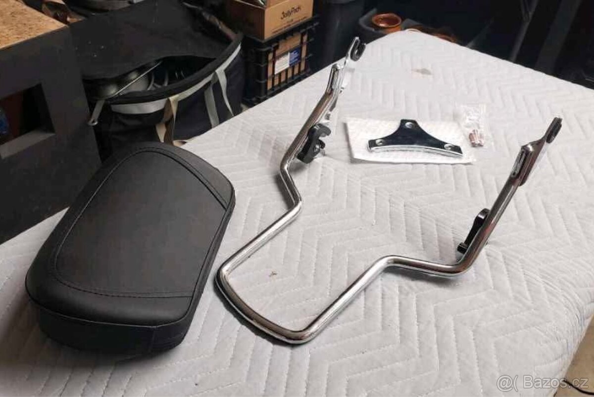 Motocyklová sedla a různé díly pro modely Harley - Davidson. - 12