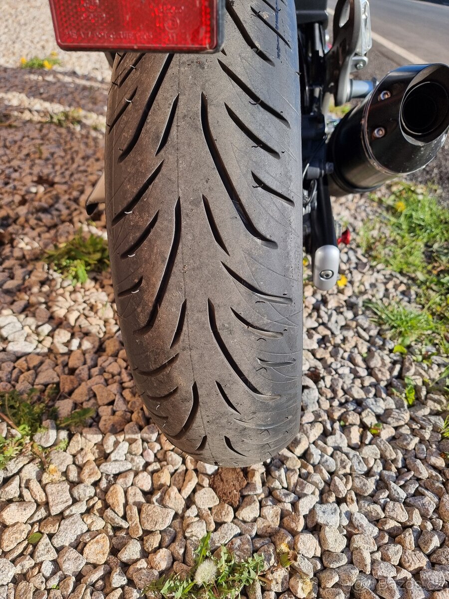 Suzuki SFV Gladius 650 - 12