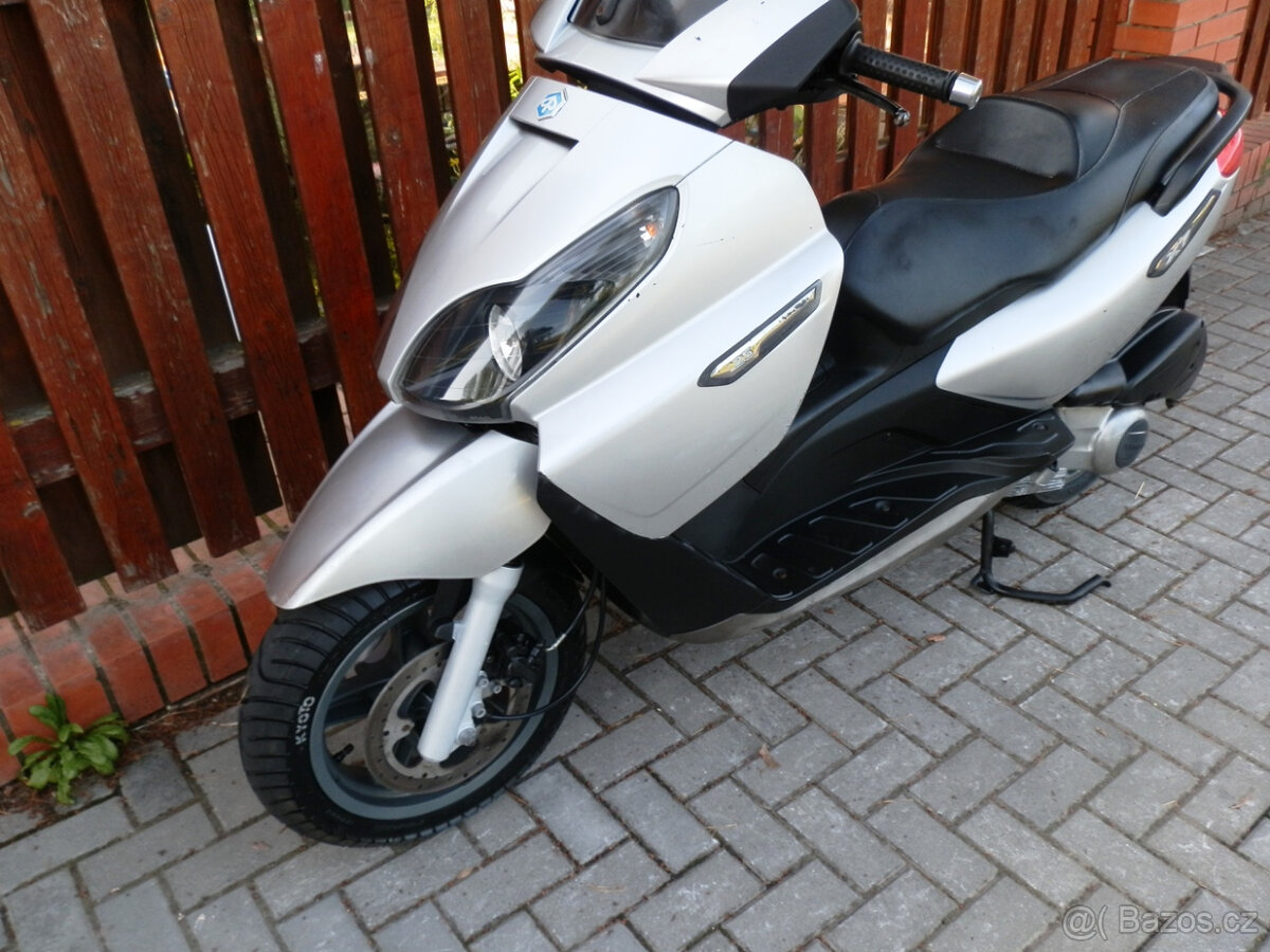 Piaggio X7 125 - 12
