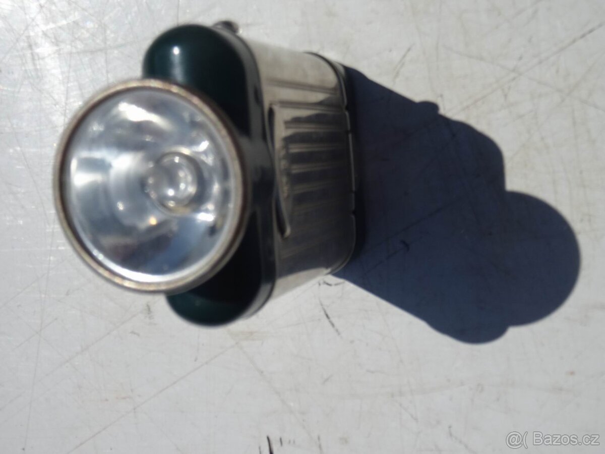 SVÍTILNY - BATERKY RETRO - 12