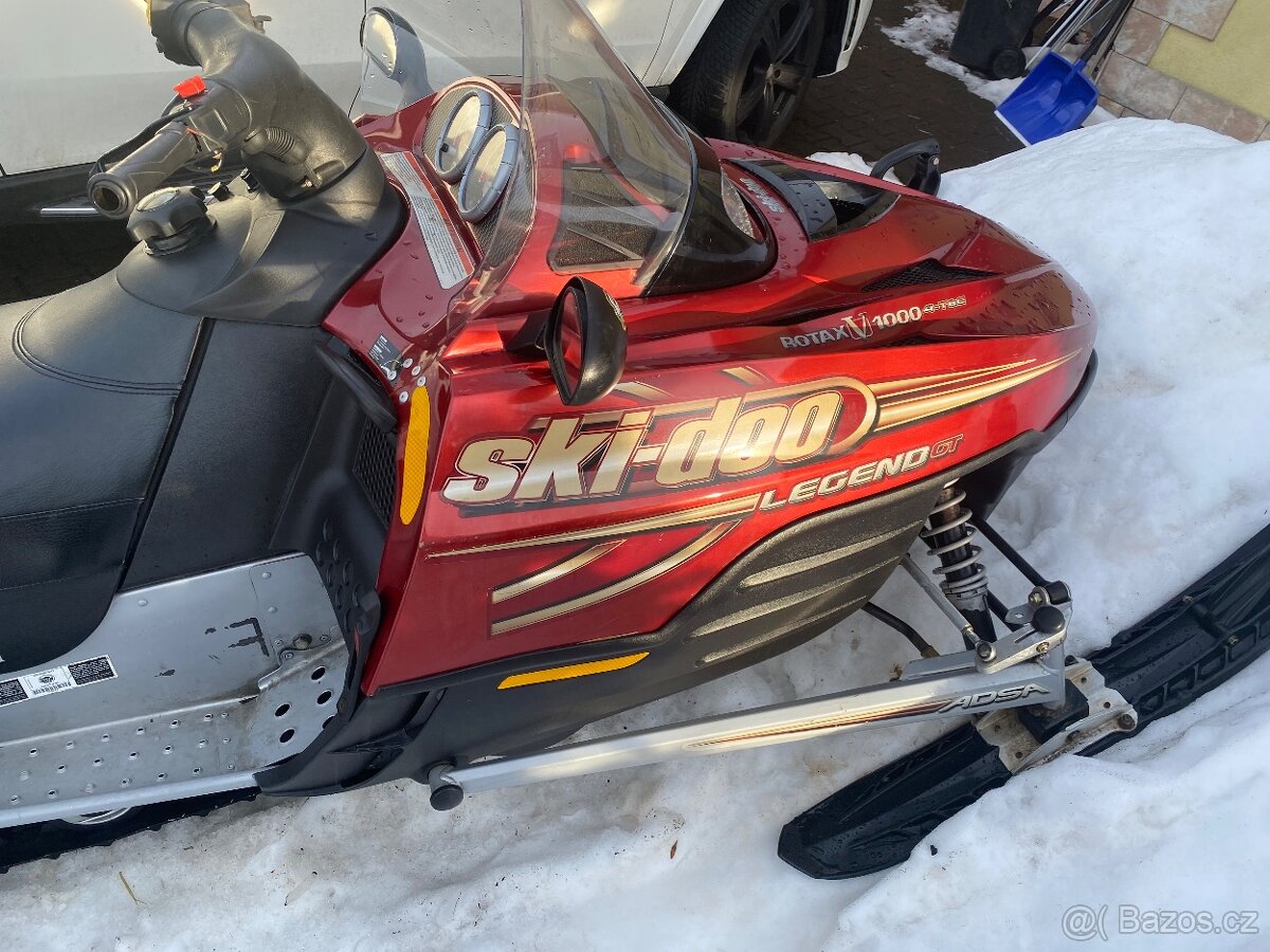 Prodám Bombardier 1000 4 takt Rotax - 12