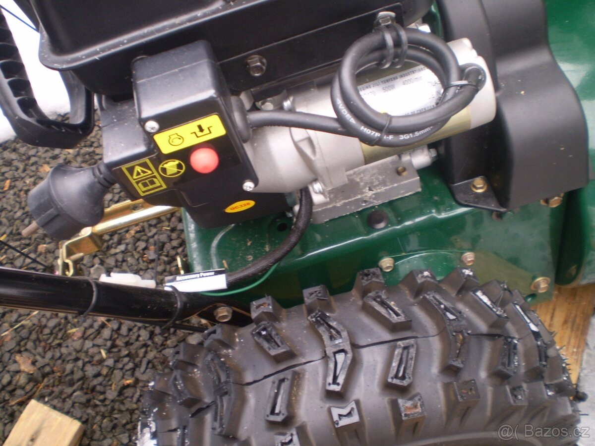 sněžná fréza Yard-Man - 12