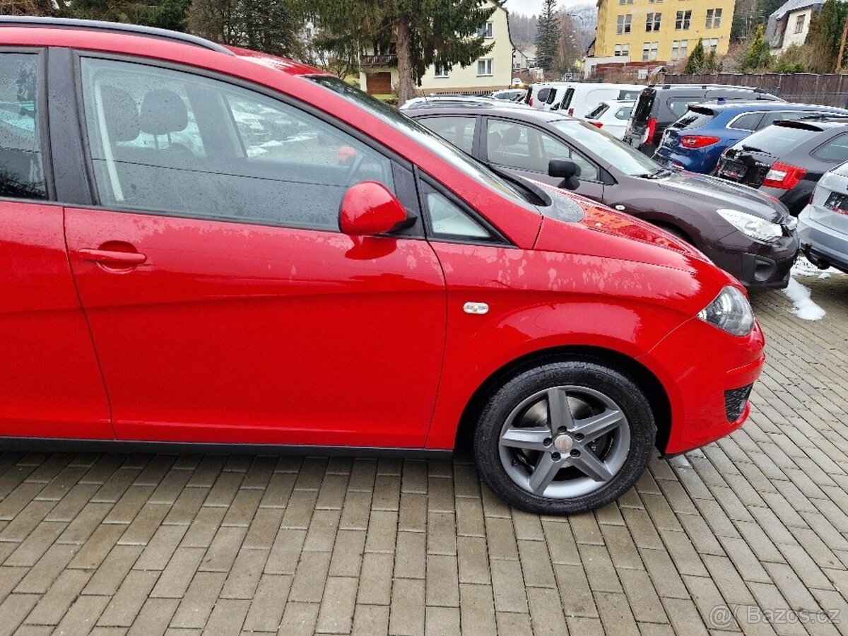 SEAT Altea XL, r.v. 2015, 145 tis. km, plný servis - 12
