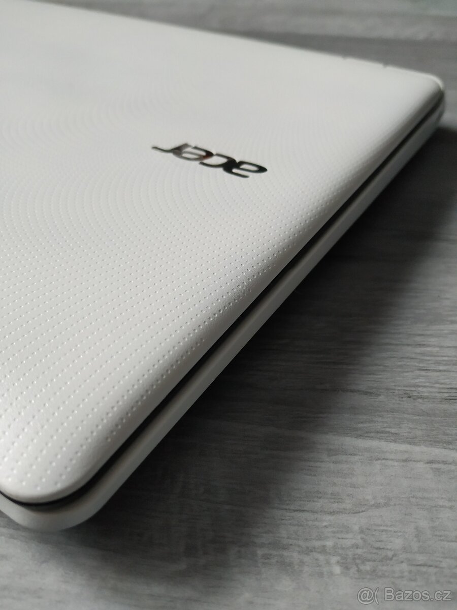 Acer ES1-132, 11.6", 2GB, 32GB eMMC, W10 - 12