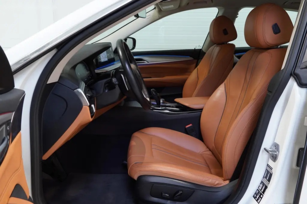 BMW Řada 6, 640i XD,GT,NEZ.TOPENÍ,ČR,DPH - 12