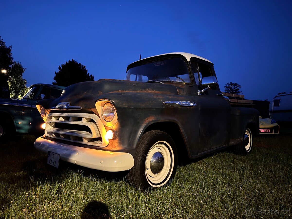 1957 Chevrolet 3100 Shortbed - 12