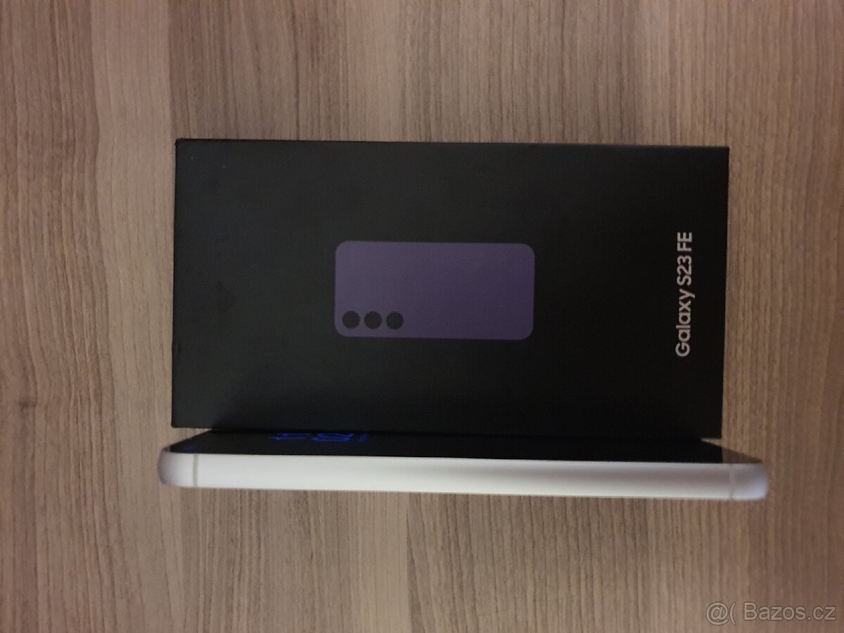 Samsung Galaxy s23 Fe - 12