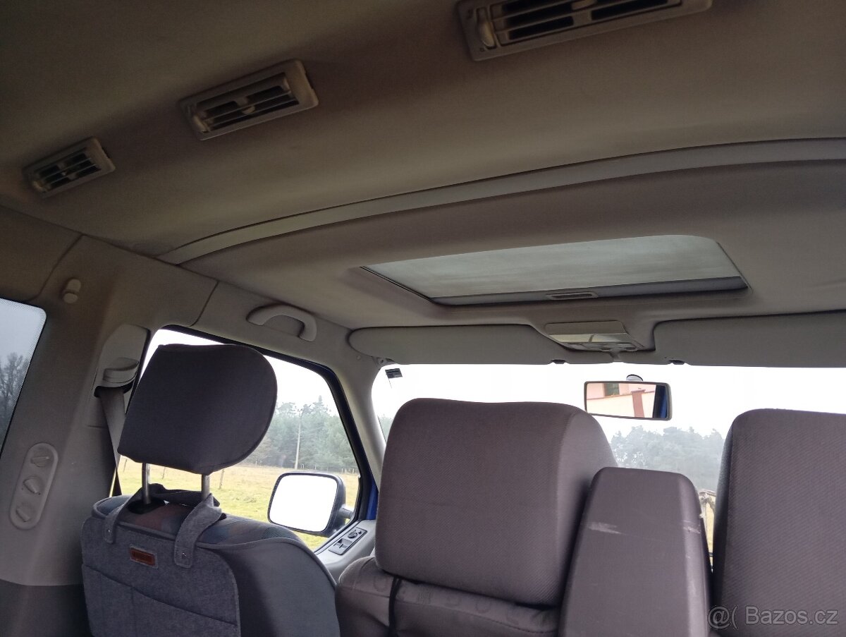 VW T4 2.5 Tdi 75kw Caravelle LONG,9 míst - 12