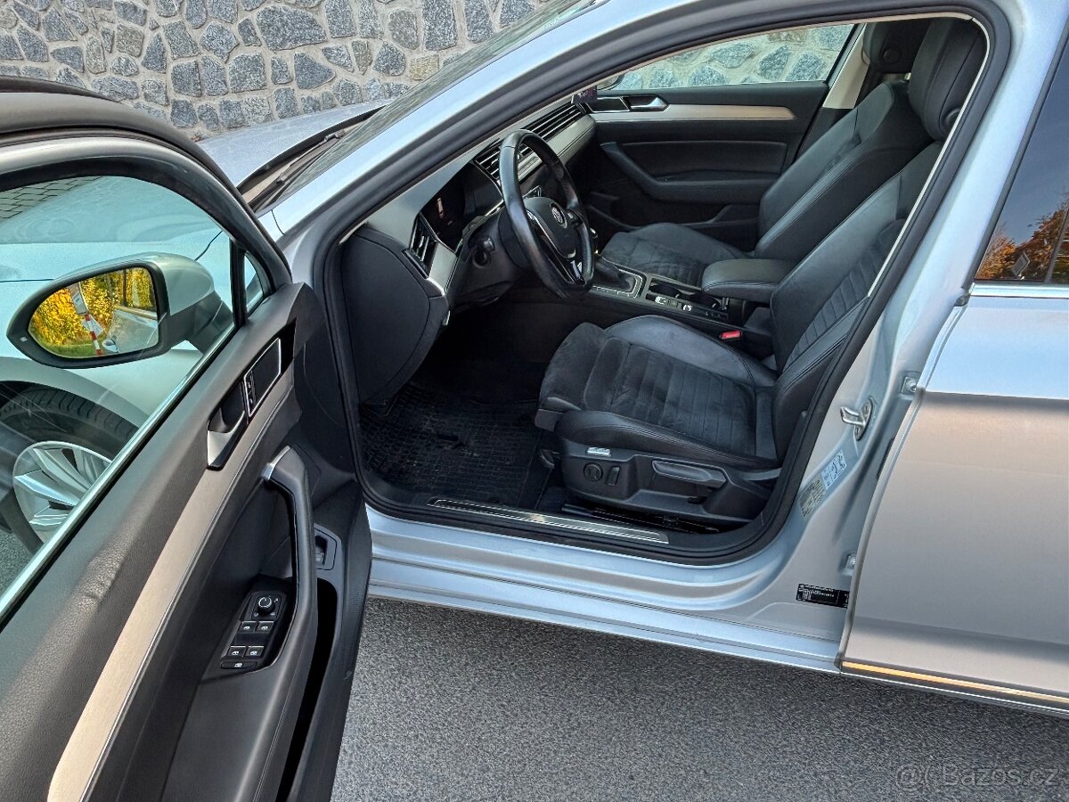 VW Passat B8 Combi 2.0 TDI - 1.majitel - Virtual - Full LED - 12