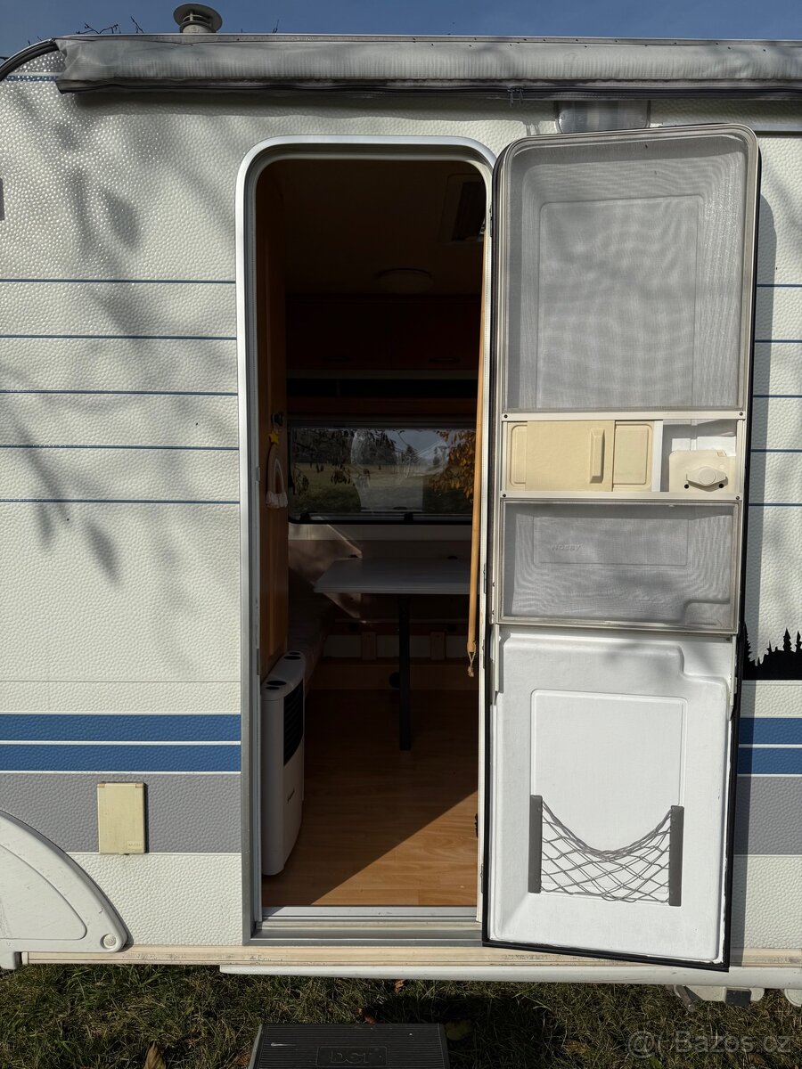 Karavan Hobby De Luxe 440 - 12