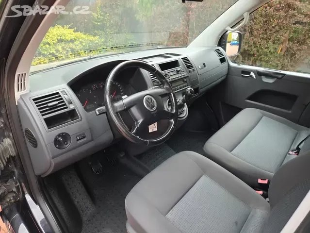 VW Caravelle 1.9TDI 77kW,1.maj.165tis.km,9.míst,tažné,servis - 12