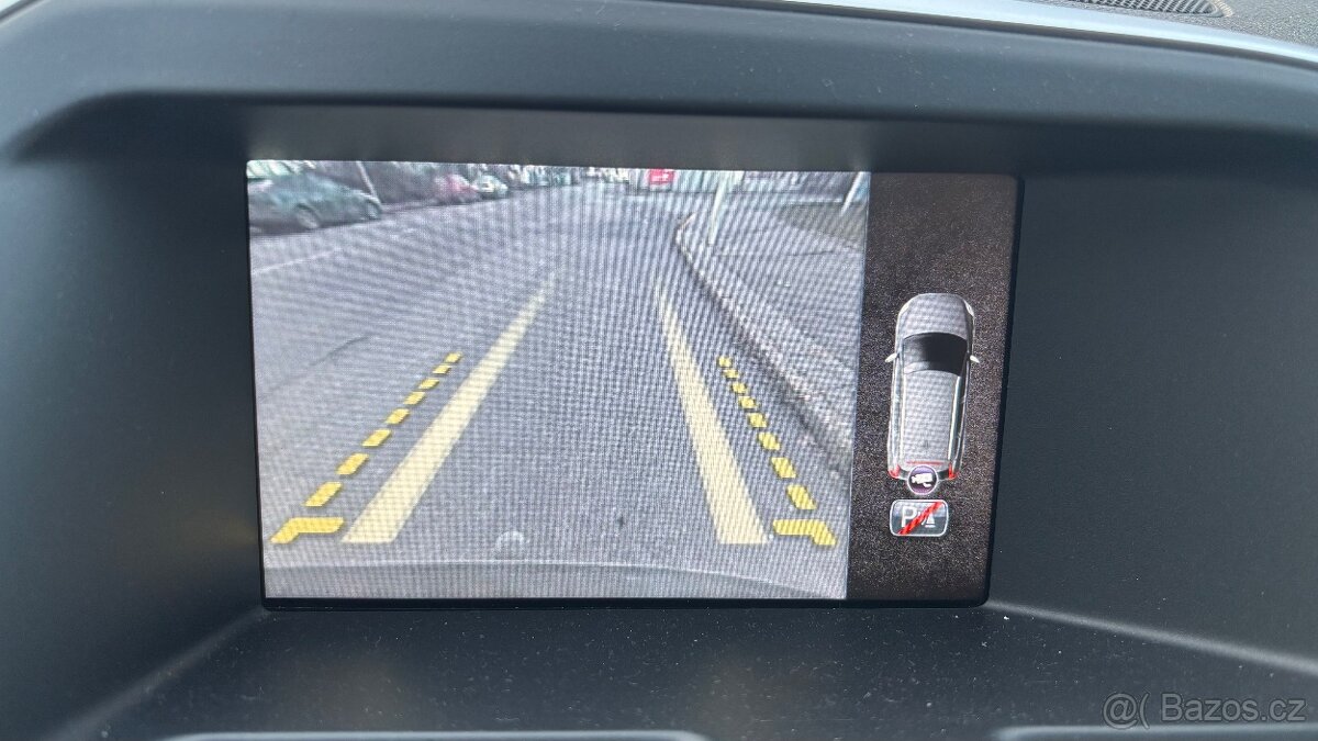 VOLVO XC60 D5 AWD - 12