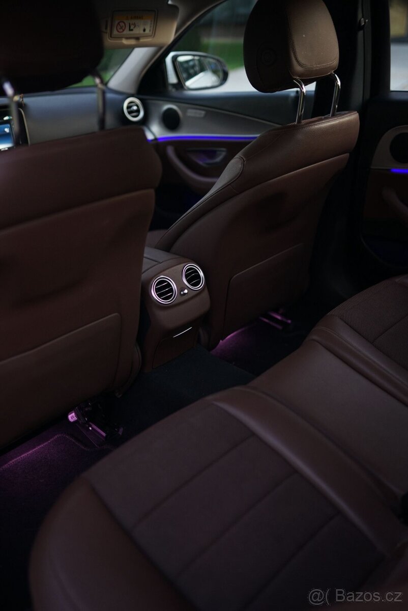 MERCEDES-BENZ E220d 143kW //2016 9G FULL LED NAVI HEAD-UP - 12