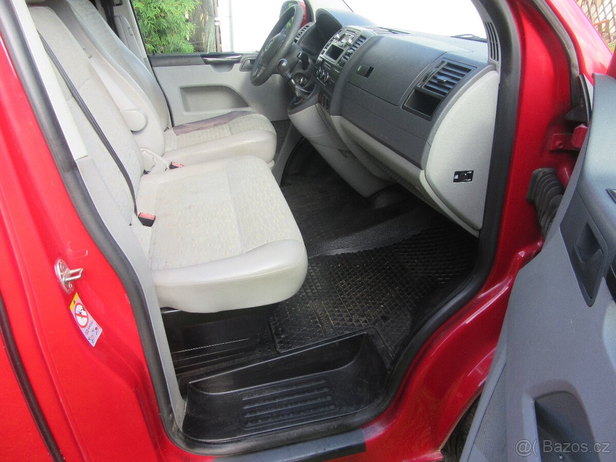 VW TRANSPORTÉR 2.0 TDi 132kw r.v.2010 9míst - 12