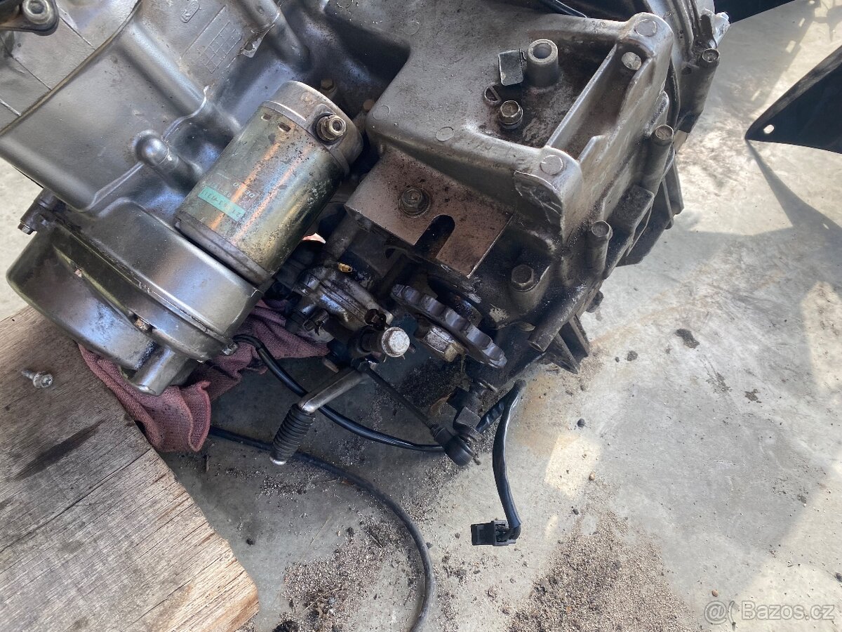 Kawasaki zzr 600 na dily - 12