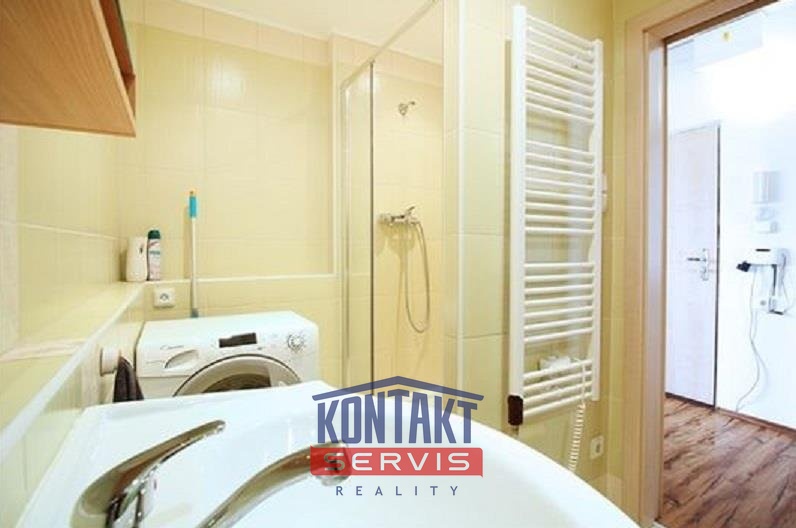 Pronájem krásně zrekonstruovaného bytu 2+1, ulice Nádražní, - 12