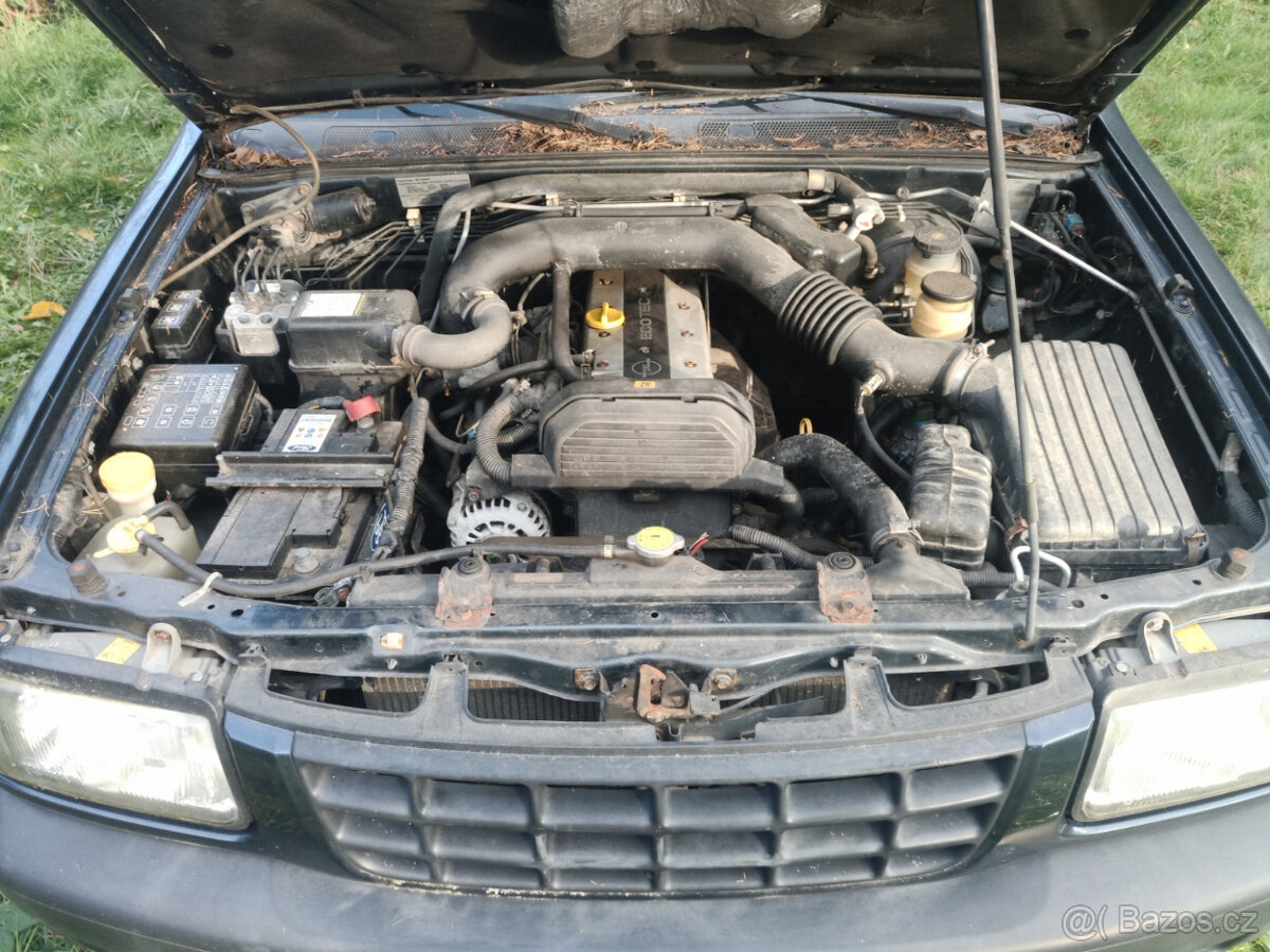 Opel Frontera B Sport - 12