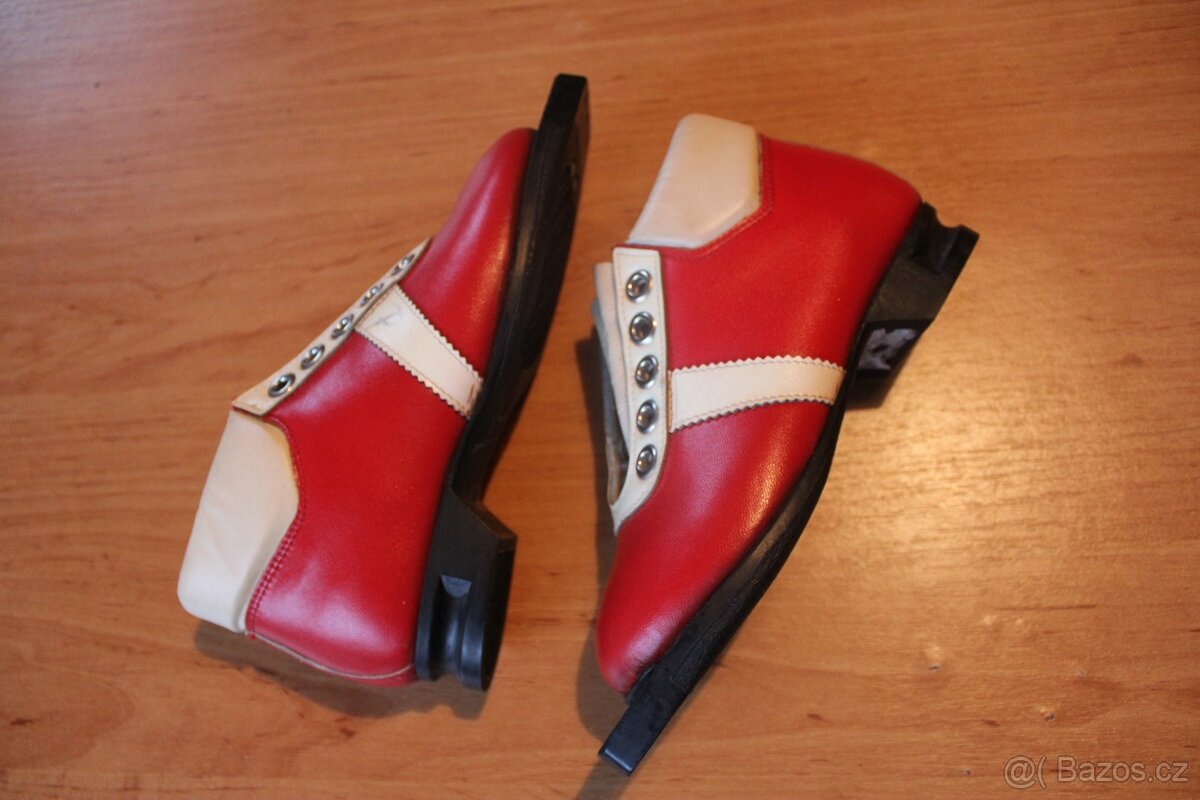 Různé běžky 180-215 cm, boty na běžky - 12