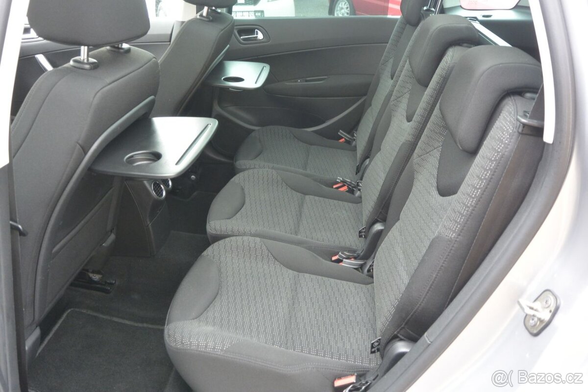 PRODÁM Peugeot 308 2.0HDi SW 7míst, PO ROZVODECH - 12