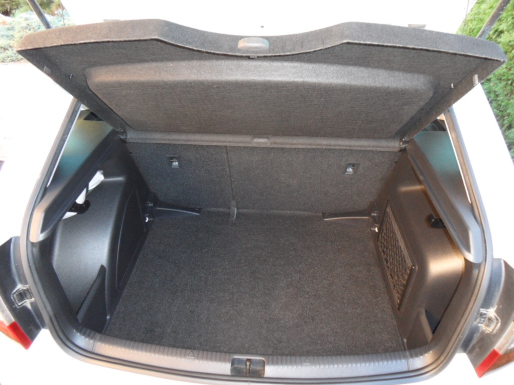 Škoda Rapid 1.0 TSi,66kw,zak. v ČR,naj.89000km - 12