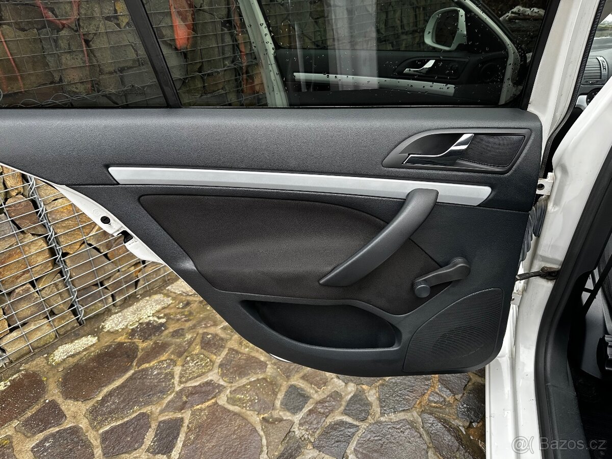 Škoda Octavia 1.6 TDI - 77 Kw - 12