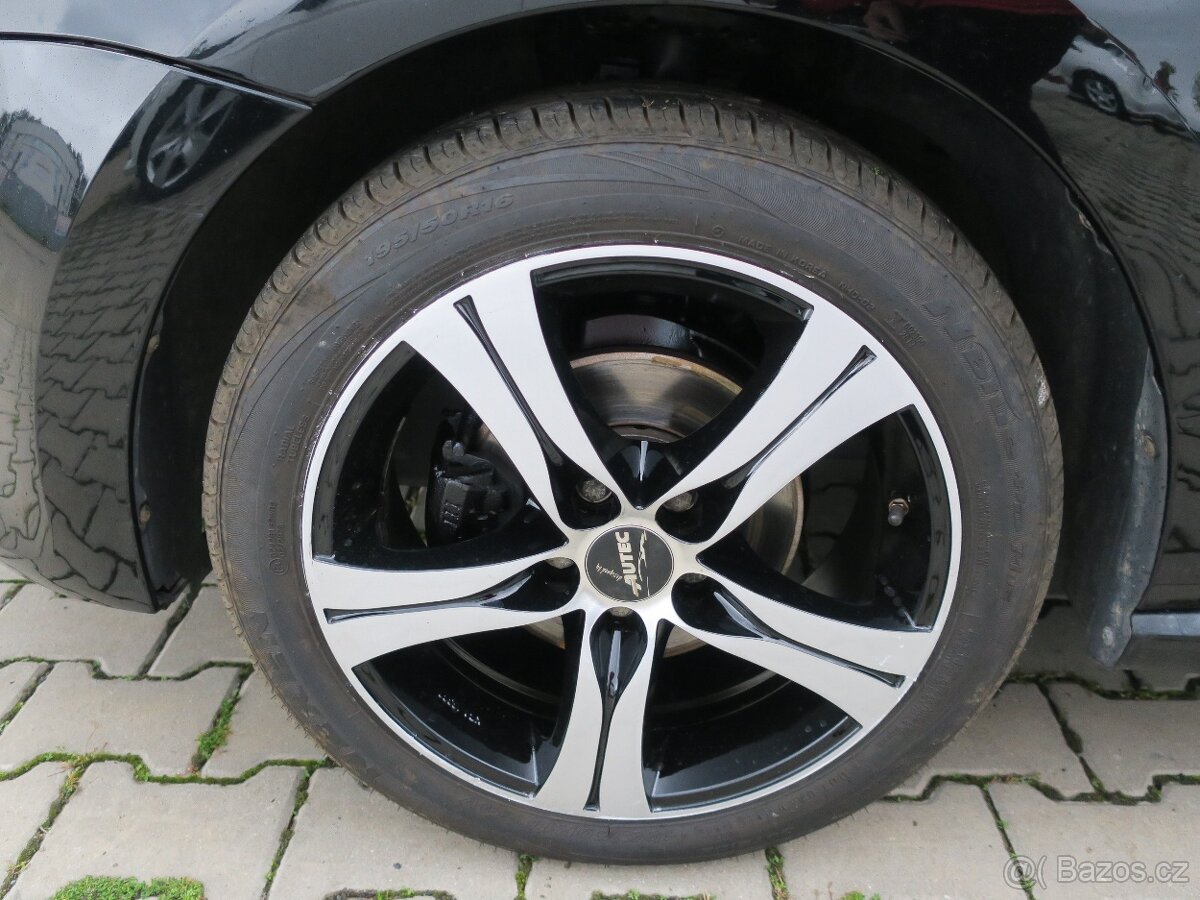 Volkswagen Polo 1.2 i 51 kW - 12