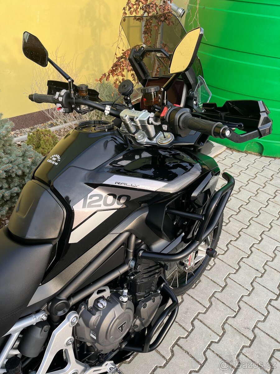 Triumph Tiger 1200 Rally Pro - 12