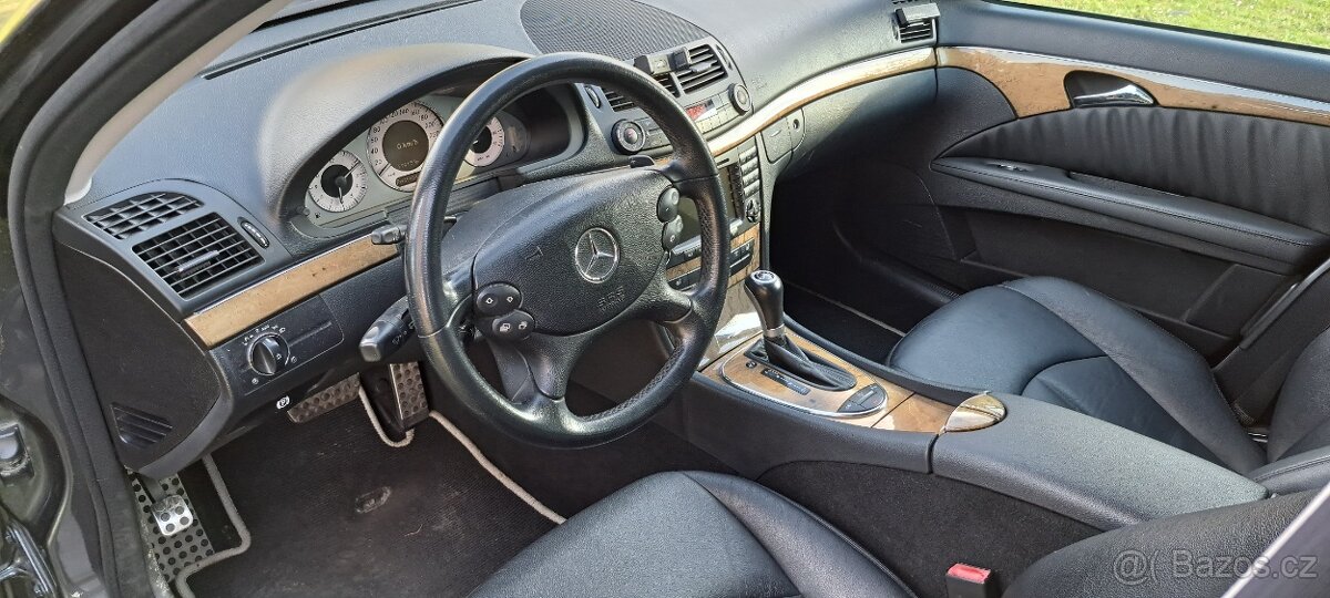 Mercedes E500 285kw - 12